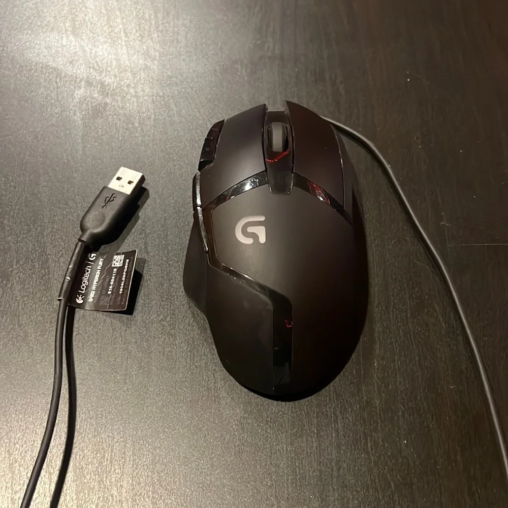 Logitech G402 Mouse - Picture 1 of 3